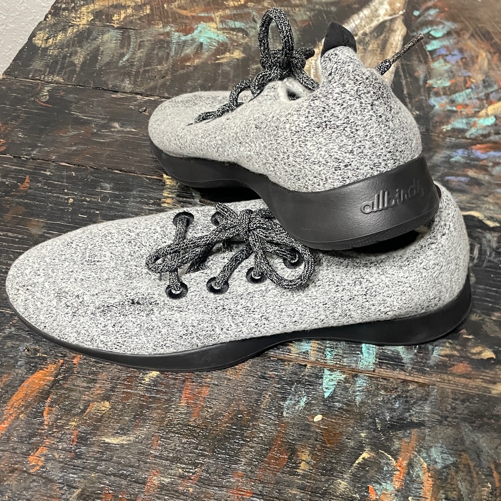 Allbirds Wool Runners with Black and Gray Accents- Brand New